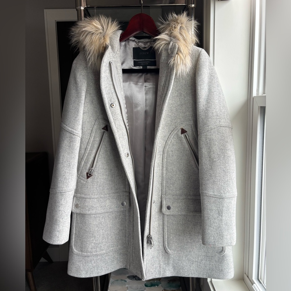 Jcrew stadium coat with fur hood size 2
